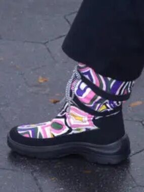 Emilio Pucci Boots multicolor geometric print with black sole